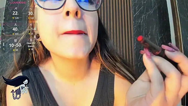 Marilyndackaria  online show from April 2026 01:06:01 PM
