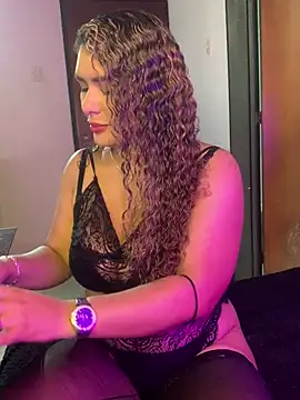 TianaRios Pink online show from February 2026 05:07:02 PM