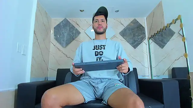 Angel Villareal online show from February 2026 04:55:01 AM