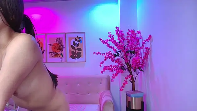 Zoe swan online show from May 2026 11:38:02 AM