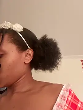 Snapshot of Ebony_love07 chatting on February 2026 08:37:02 PM Ebony love07 online show from February 2026 08:37:02 PM