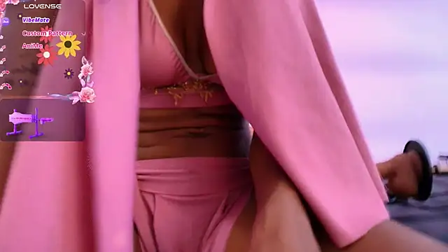 Snapshot of Amira_Alzahra chatting on February 2026 05:14:02 AM Amira Alzahra online show from February 2026 05:14:02 AM