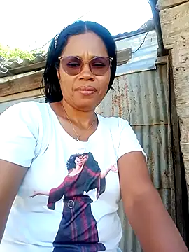 Snapshot of Yandris_1212 chatting on February 2026 02:11:02 PM Yandris 1212 online show from February 2026 02:11:02 PM