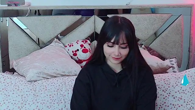 Sabrinaaa   online show from July 2026 03:18:02 PM