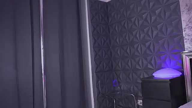 Snapshot of Tarra_Star chatting on February 2026 07:04:01 PM Tarra Star online show from February 2026 07:04:01 PM