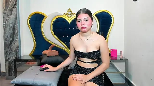 SofiaArsila online show from May 2026 11:37:01 AM