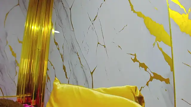 Snapshot of zaira_skinny chatting on February 2026 03:02:01 AM zaira skinny online show from February 2026 03:02:01 AM