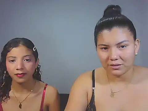 Snapshot of Helena-Paola chatting on February 2026 05:38:01 AM Helena-Paola online show from February 2026 05:38:01 AM