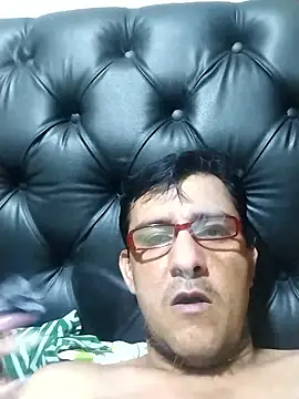 Snapshot of Juanstevan2724 chatting on January 2026 04:16:01 AM Juanstevan2724 online show from January 2026 04:16:01 AM