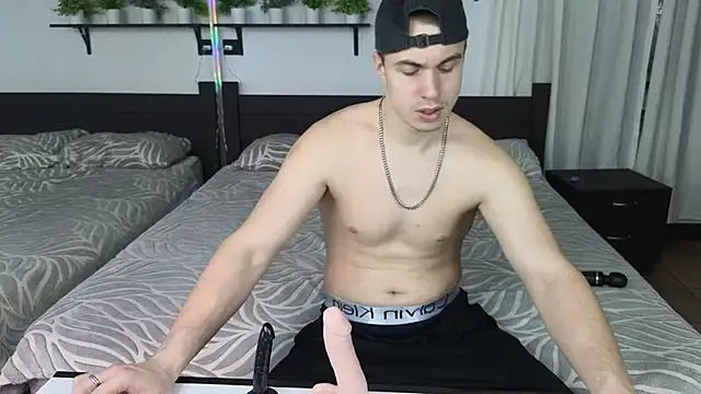 Snapshot of Kris_Braun chatting on February 2026 01:43:02 AM Kris Braun online show from February 2026 01:43:02 AM