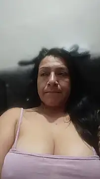 Katysaez online show from June 2026 05:10:02 AM