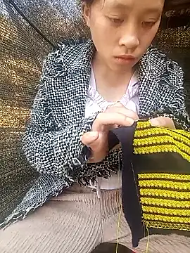 Snapshot of Hari-saka chatting on January 2026 02:26:02 AM Hari-saka online show from January 2026 02:26:02 AM