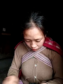 Snapshot of Hari-saka chatting on February 2026 08:02:01 AM Hari-saka online show from February 2026 08:02:01 AM