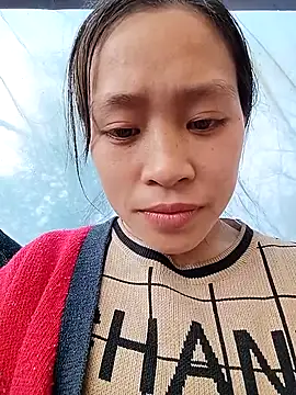 Snapshot of Hari-saka chatting on February 2026 09:04:02 AM Hari-saka online show from February 2026 09:04:02 AM