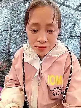 Snapshot of Hari-saka chatting on February 2026 08:05:02 AM Hari-saka online show from February 2026 08:05:02 AM