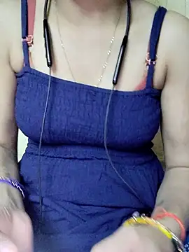 Snapshot of annugirl chatting on January 2026 07:11:01 PM annugirl online show from January 2026 07:11:01 PM