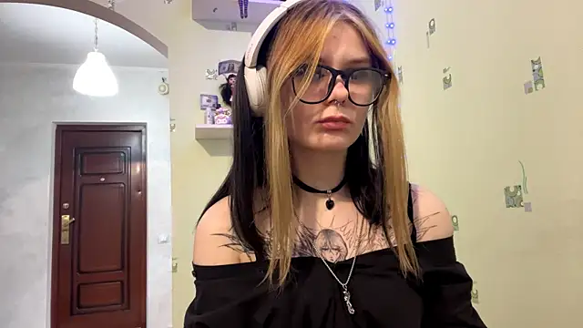 Katyytv online show from January 2026 09:51:02 PM