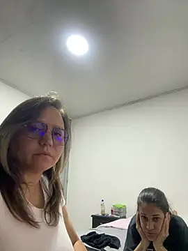 Snapshot of ketty_Riley chatting on February 2026 03:01:01 AM ketty Riley online show from February 2026 03:01:01 AM