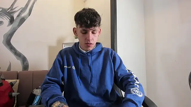 Snapshot of mikebenefleck_01 chatting on February 2026 12:00:01 PM mikebenefleck 01 online show from February 2026 12:00:01 PM