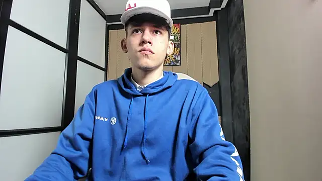 Snapshot of mikebenefleck_01 chatting on February 2026 12:04:01 PM mikebenefleck 01 online show from February 2026 12:04:01 PM