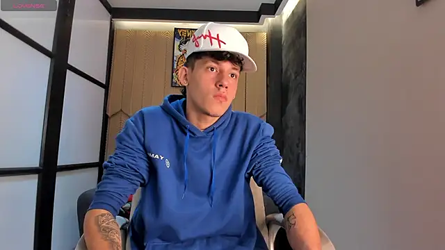 Snapshot of mikebenefleck_01 chatting on February 2026 12:37:02 PM mikebenefleck 01 online show from February 2026 12:37:02 PM