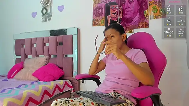 Livia Coxs online show from March 2026 02:12:01 PM