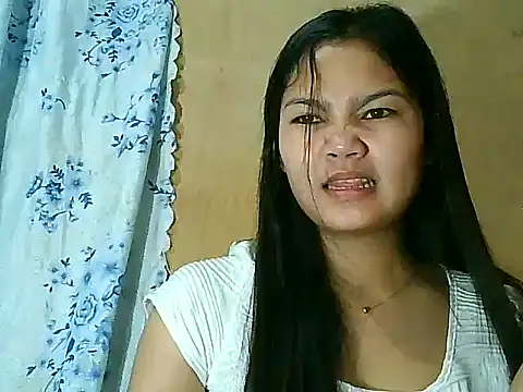 Snapshot of PinaySkinnyJust18 chatting on January 2026 09:41:01 PM PinaySkinnyJust18 online show from January 2026 09:41:01 PM