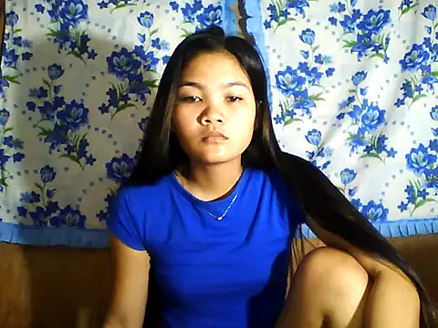 Snapshot of PinaySkinnyJust18 chatting on April 2026 09:04:01 PM PinaySkinnyJust18 online show from April 2026 09:04:01 PM