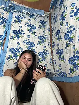 Snapshot of PinaySkinnyJust18 chatting on April 2026 01:02:02 PM PinaySkinnyJust18 online show from April 2026 01:02:02 PM