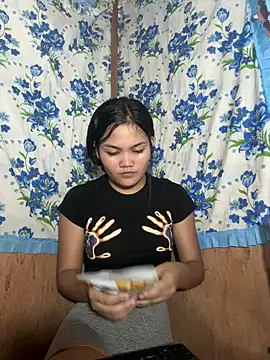Snapshot of PinaySkinnyJust18 chatting on May 2026 04:07:02 AM PinaySkinnyJust18 online show from May 2026 04:07:02 AM