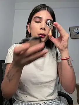 Snapshot of Lily_WellGifted chatting on February 2026 07:57:01 AM Lily WellGifted online show from February 2026 07:57:01 AM