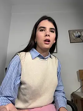 Snapshot of Lily_WellGifted chatting on February 2026 12:30:01 PM Lily WellGifted online show from February 2026 12:30:01 PM