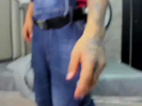 Snapshot of Dogan_Renzo0 chatting on February 2026 09:22:01 PM Dogan Renzo0 online show from February 2026 09:22:01 PM