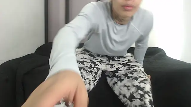 Dogan Renzo0 online show from March 2026 08:47:01 PM