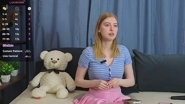 LanaRoxxy online show from March 2026 12:31:01 PM