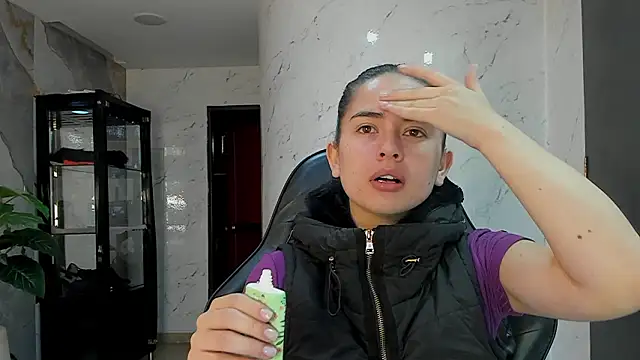 Qetsyah tf online show from February 2026 02:10:02 PM