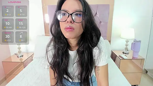 Rose Allure online show from April 2026 11:33:01 AM