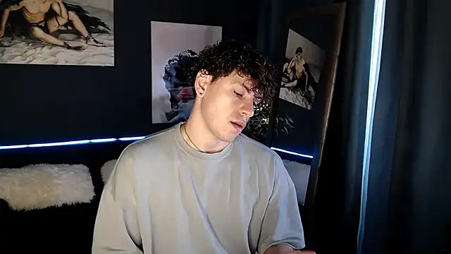 Snapshot of TylerGibson chatting on July 2026 04:04:02 AM TylerGibson online show from July 2026 04:04:02 AM