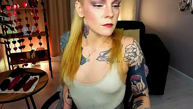 Snapshot of cherrie_sherry chatting on February 2026 09:00:02 PM cherrie sherry online show from February 2026 09:00:02 PM