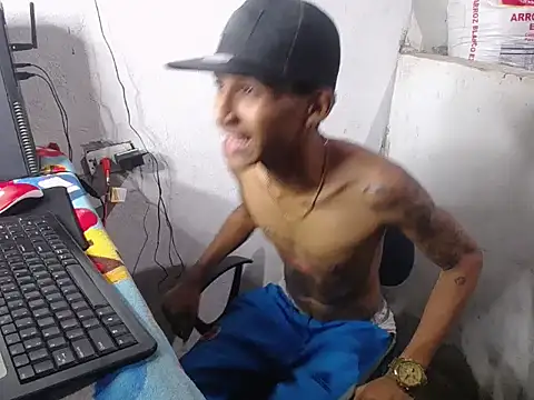 Snapshot of master_tattoo chatting on February 2026 01:32:01 AM master tattoo online show from February 2026 01:32:01 AM