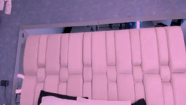 MissValeriePink online show from February 2026 07:28:01 PM