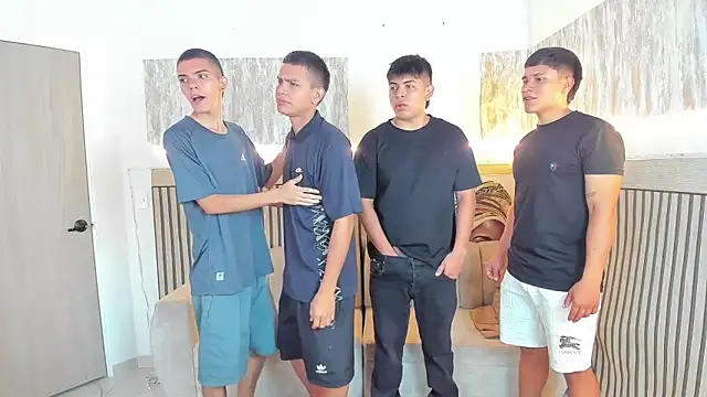 friendslikeplay online show from February 2026 09:18:01 PM