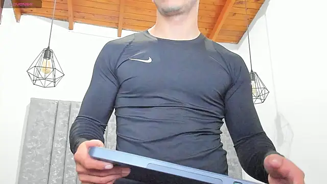 Snapshot of Calvin_Hunter chatting on July 2026 03:56:02 AM Calvin Hunter online show from July 2026 03:56:02 AM