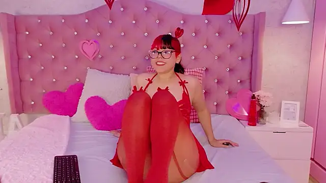 Snapshot of EllieNeptune_ chatting on February 2026 09:48:02 PM EllieNeptune online show from February 2026 09:48:02 PM