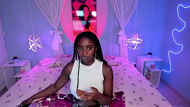 Snapshot of naomi_campell chatting on February 2026 08:05:02 PM naomi campell online show from February 2026 08:05:02 PM