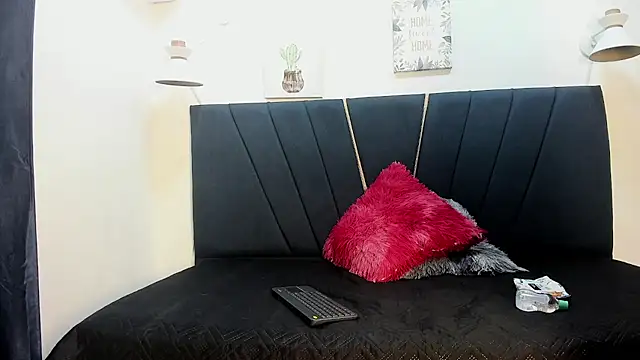 Snapshot of candy18_ho chatting on February 2026 01:09:02 AM candy18 ho online show from February 2026 01:09:02 AM