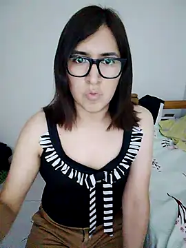 Snapshot of Eide-26 chatting on February 2026 03:56:01 AM Eide-26 online show from February 2026 03:56:01 AM