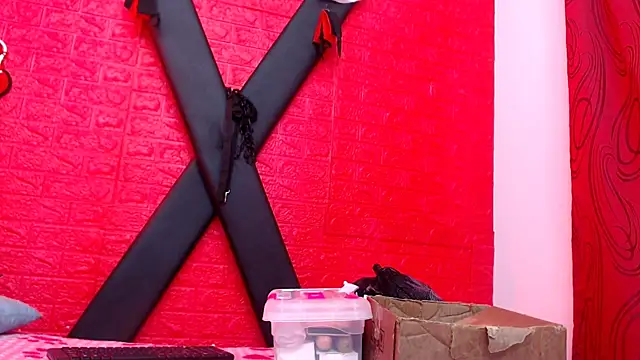 juliette18rose online show from April 2026 07:48:01 PM