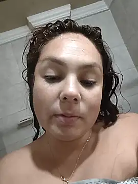 Snapshot of HannaRose- chatting on February 2026 10:35:02 PM HannaRose- online show from February 2026 10:35:02 PM