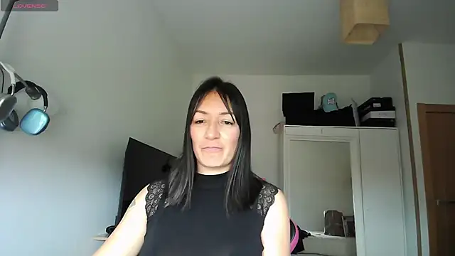 Yulian Milf online show from May 2026 11:26:01 AM